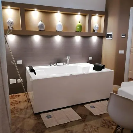 לינה וארוחת בוקר Reluxe Private Wellness 4*