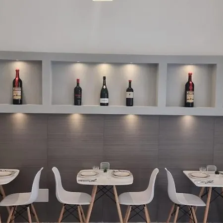 לינה וארוחת בוקר Reluxe Private Wellness