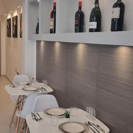 Reluxe Private Wellness לינה וארוחת בוקר 4*