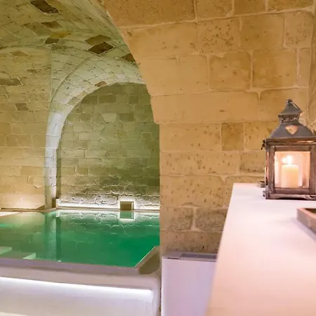 לינה וארוחת בוקר Reluxe Private Wellness