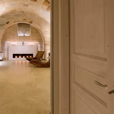 Reluxe Private Wellness 4*