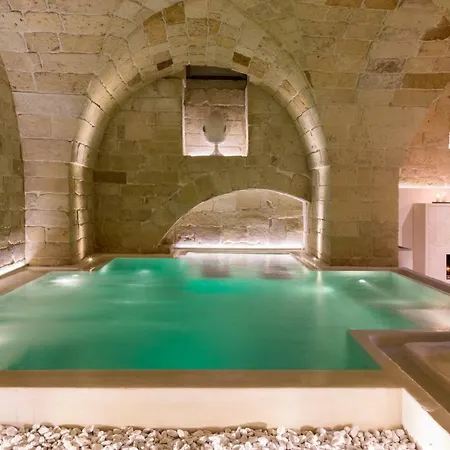 לינה וארוחת בוקר Reluxe Private Wellness